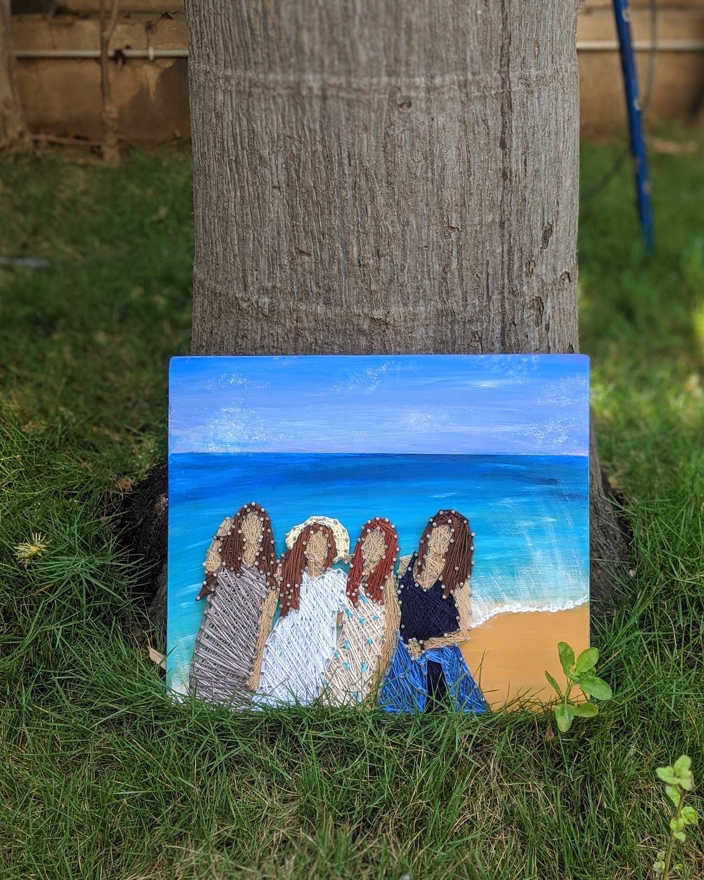 Photo Recreation with Hand Painting String Art